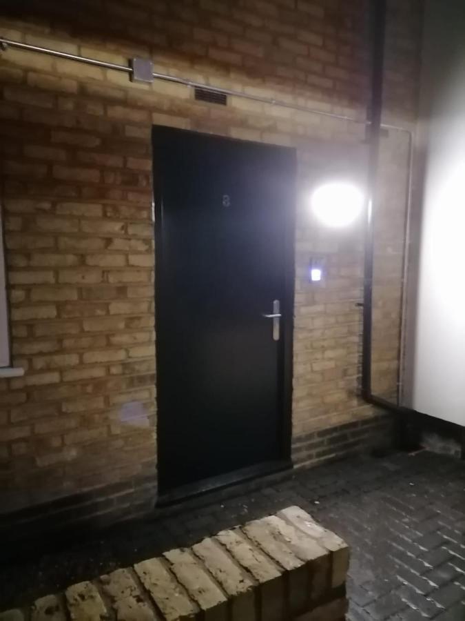Hemans 0.8 Apartment London Bagian luar foto
